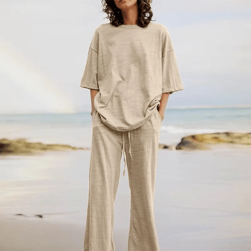 Activewear Set: Wide-Leg, High-Waisted, Relaxed