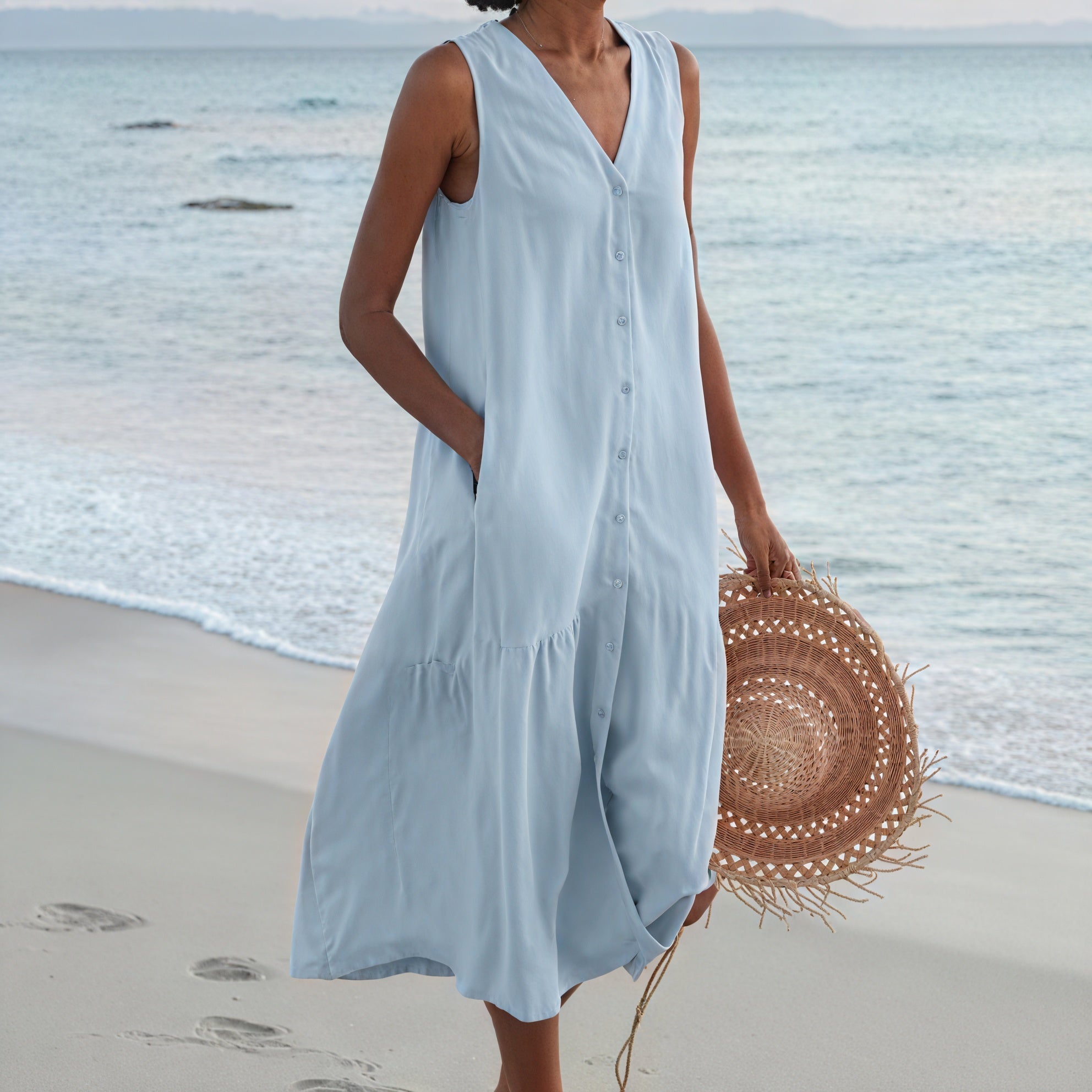 Women's Sleeveless Button-Down V-Neck Flowy Dress with Pockets, Casual Summer Style-67015-7b479dc8-6373-4dab-928b-ba5b6964dae9