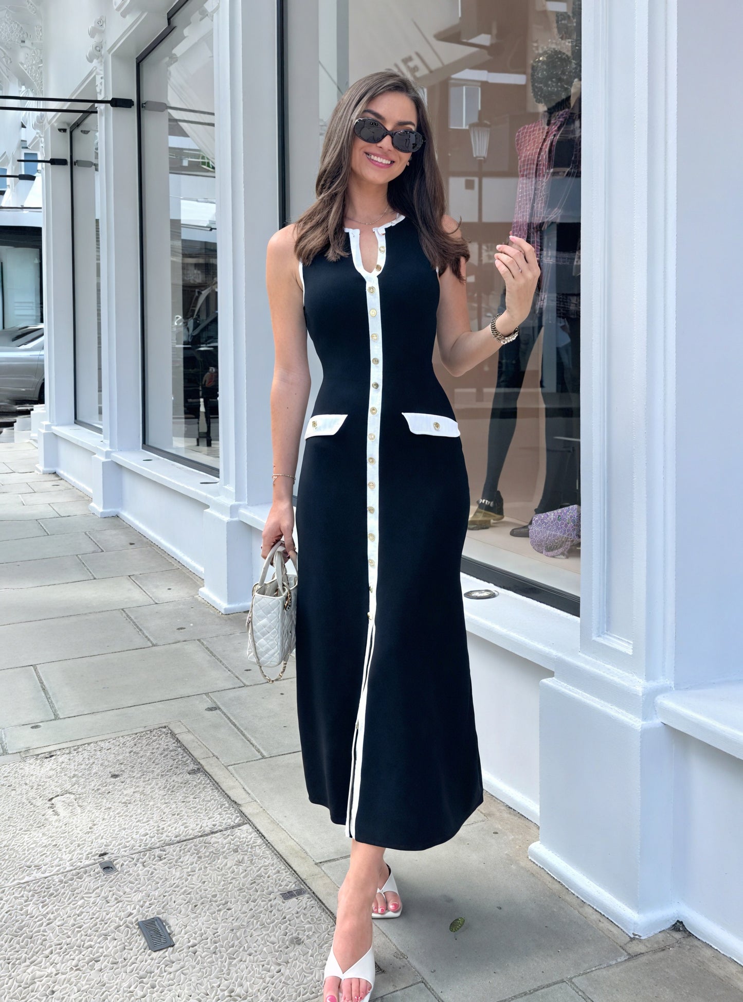 Tailored Knit Midi Dress - Button-Down Design