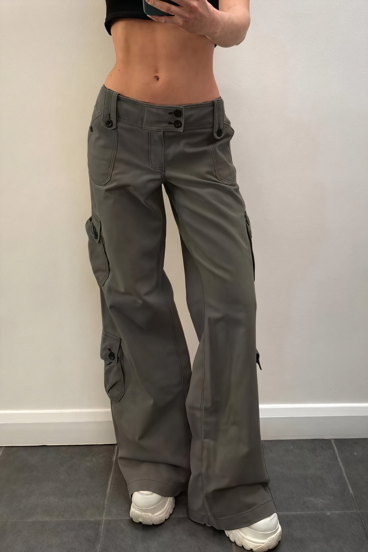 High-Waisted Cargo Trousers - Straight Leg