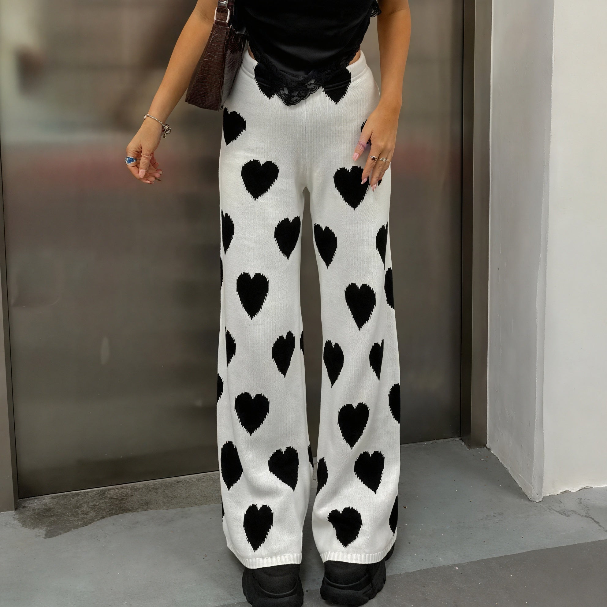 Heart Pattern Wide-Leg Knit Pants