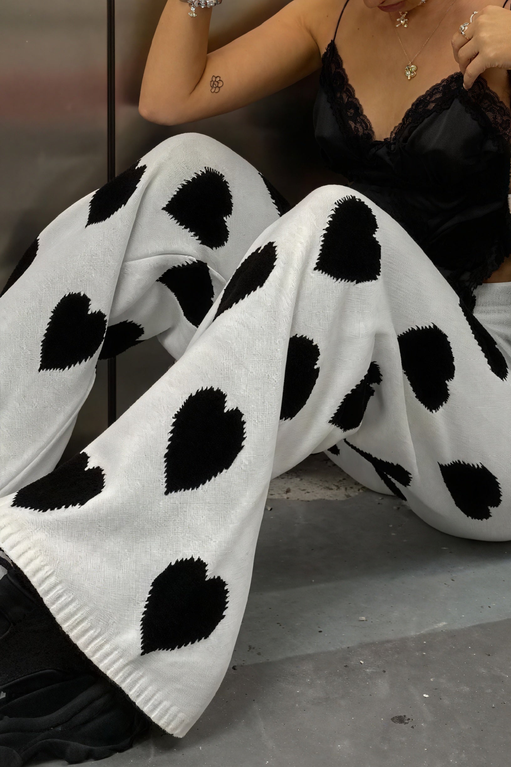 Heart Pattern Wide-Leg Knit Pants