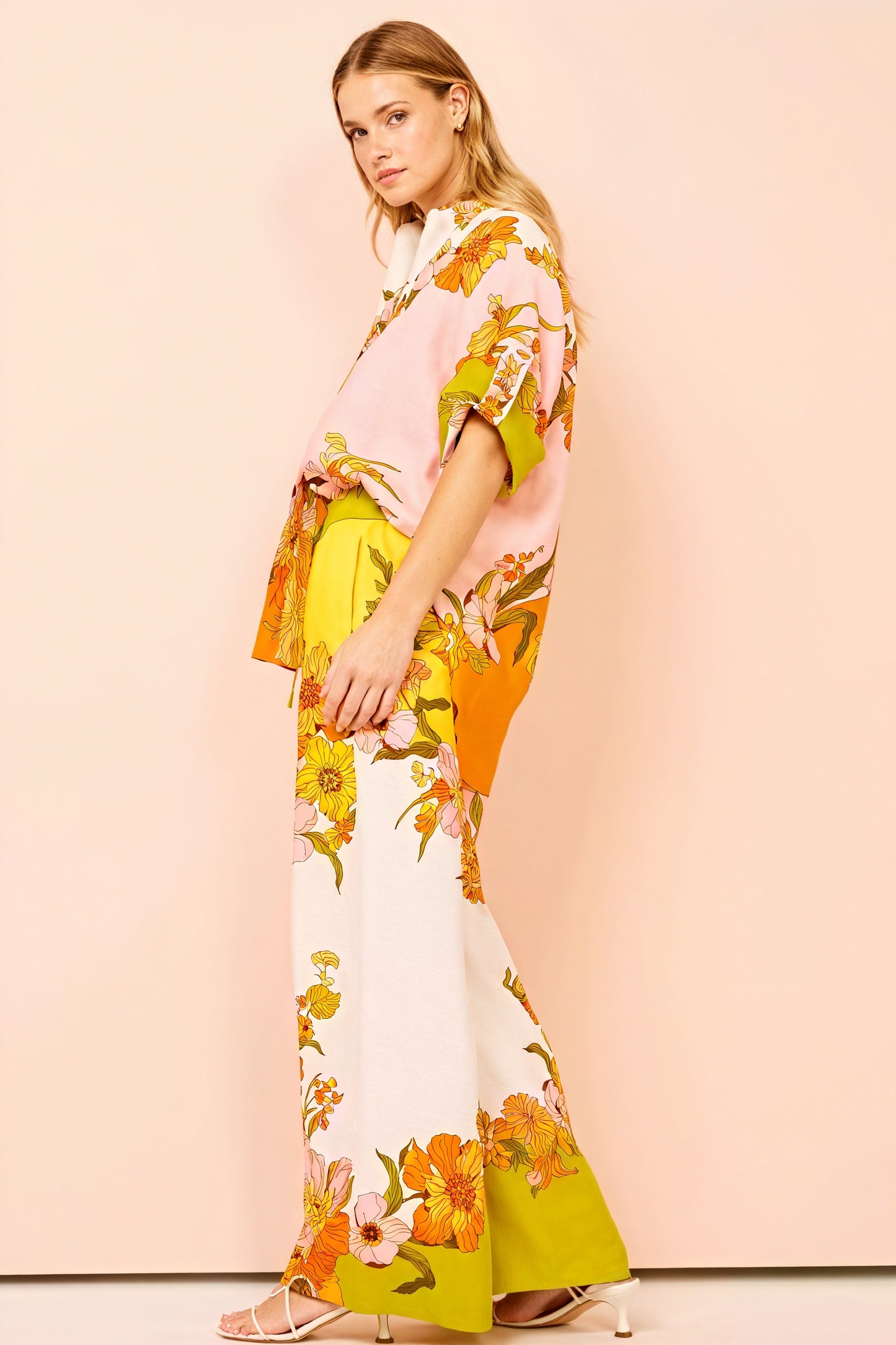 Floral Print Two-Piece Suit - Wide Leg, Short Sleeve