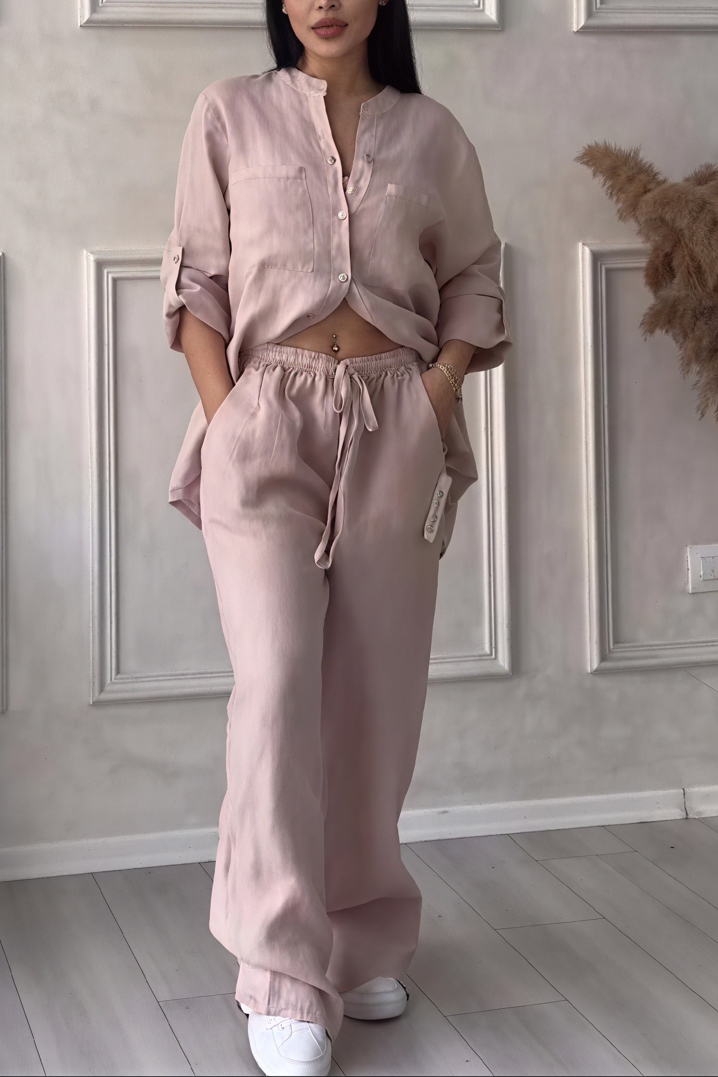 Relaxed Linen Outfit - Wide Leg Trousers