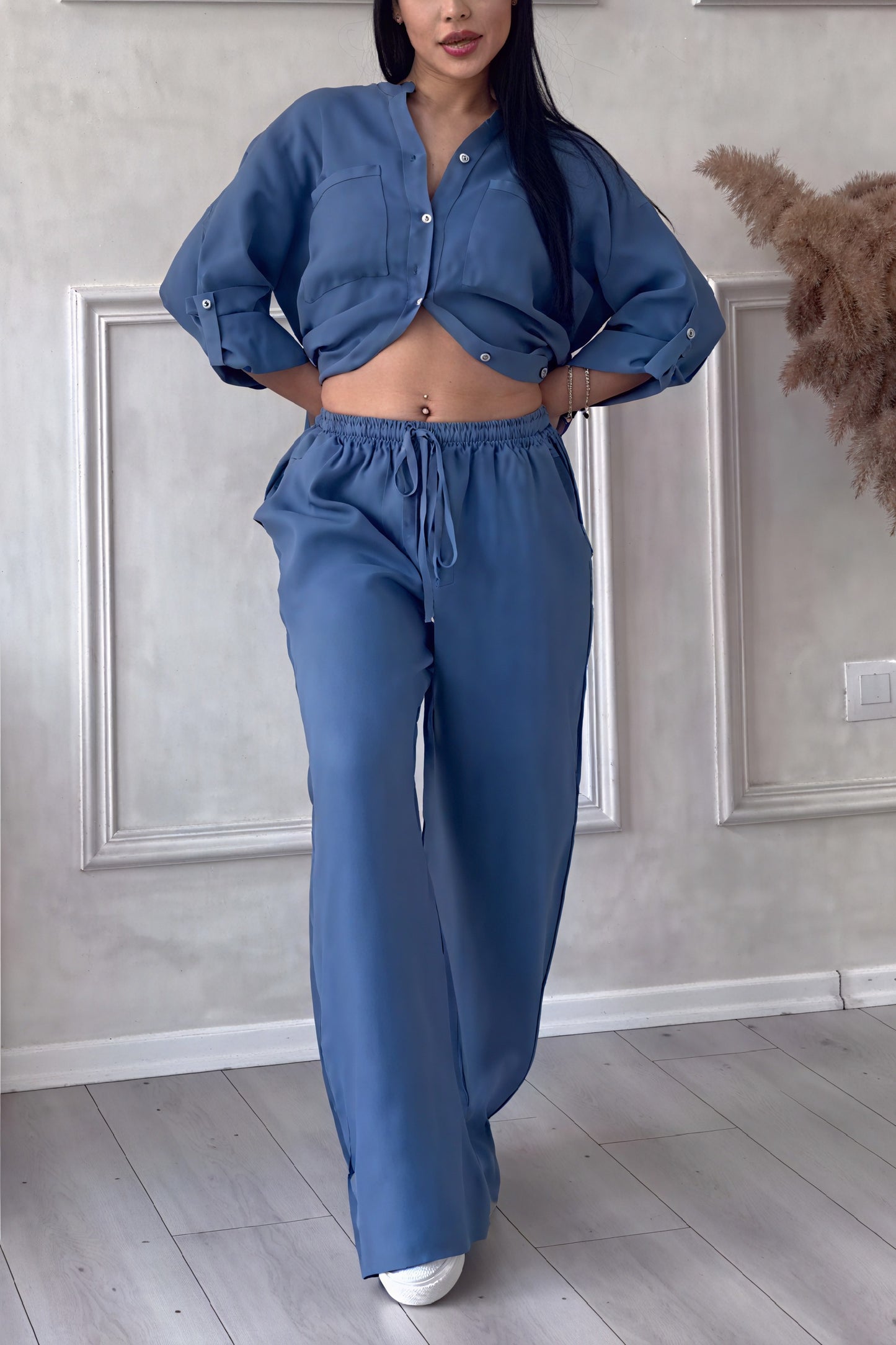 Relaxed Linen Outfit - Wide Leg Trousers