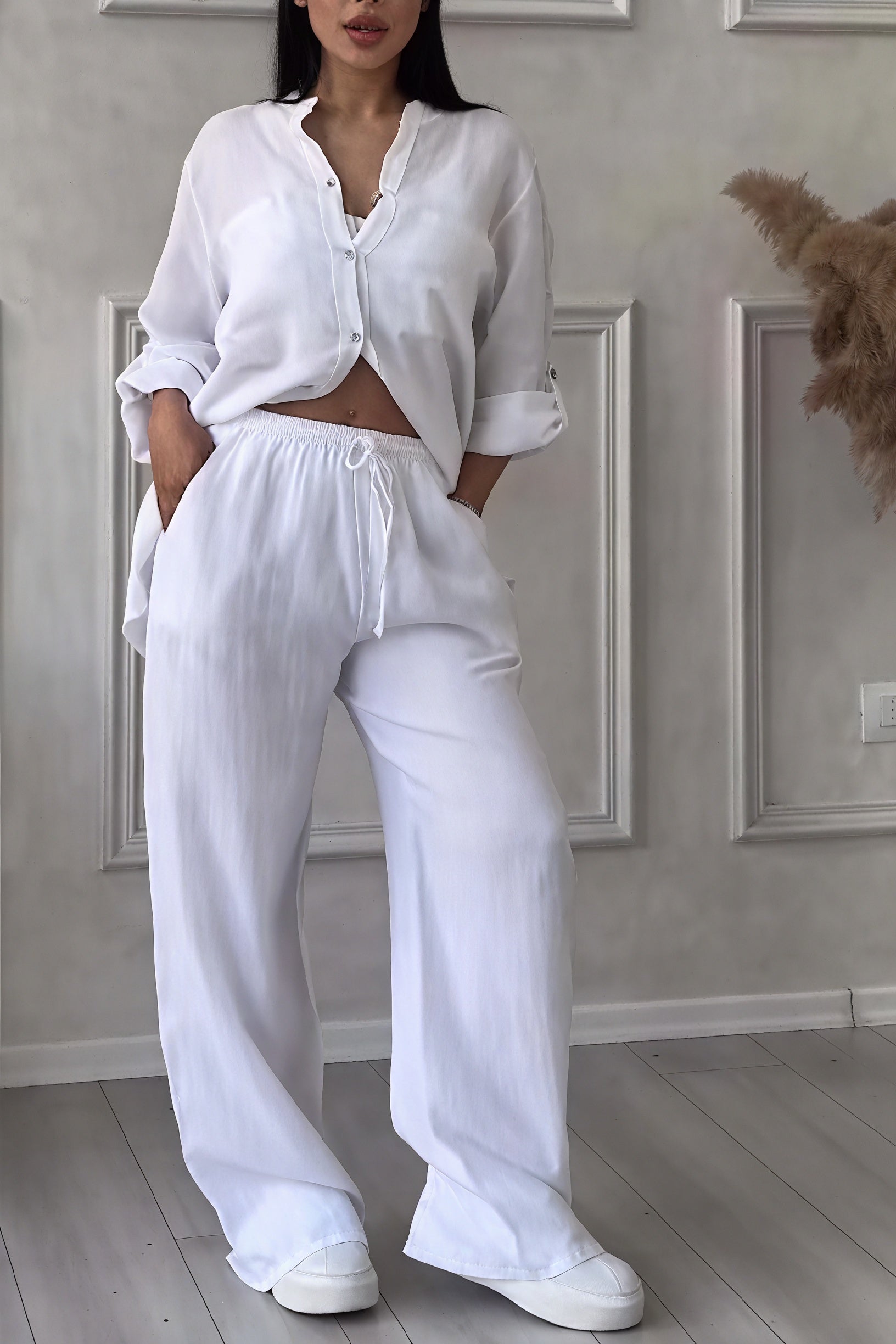 Relaxed Linen Outfit - Wide Leg Trousers