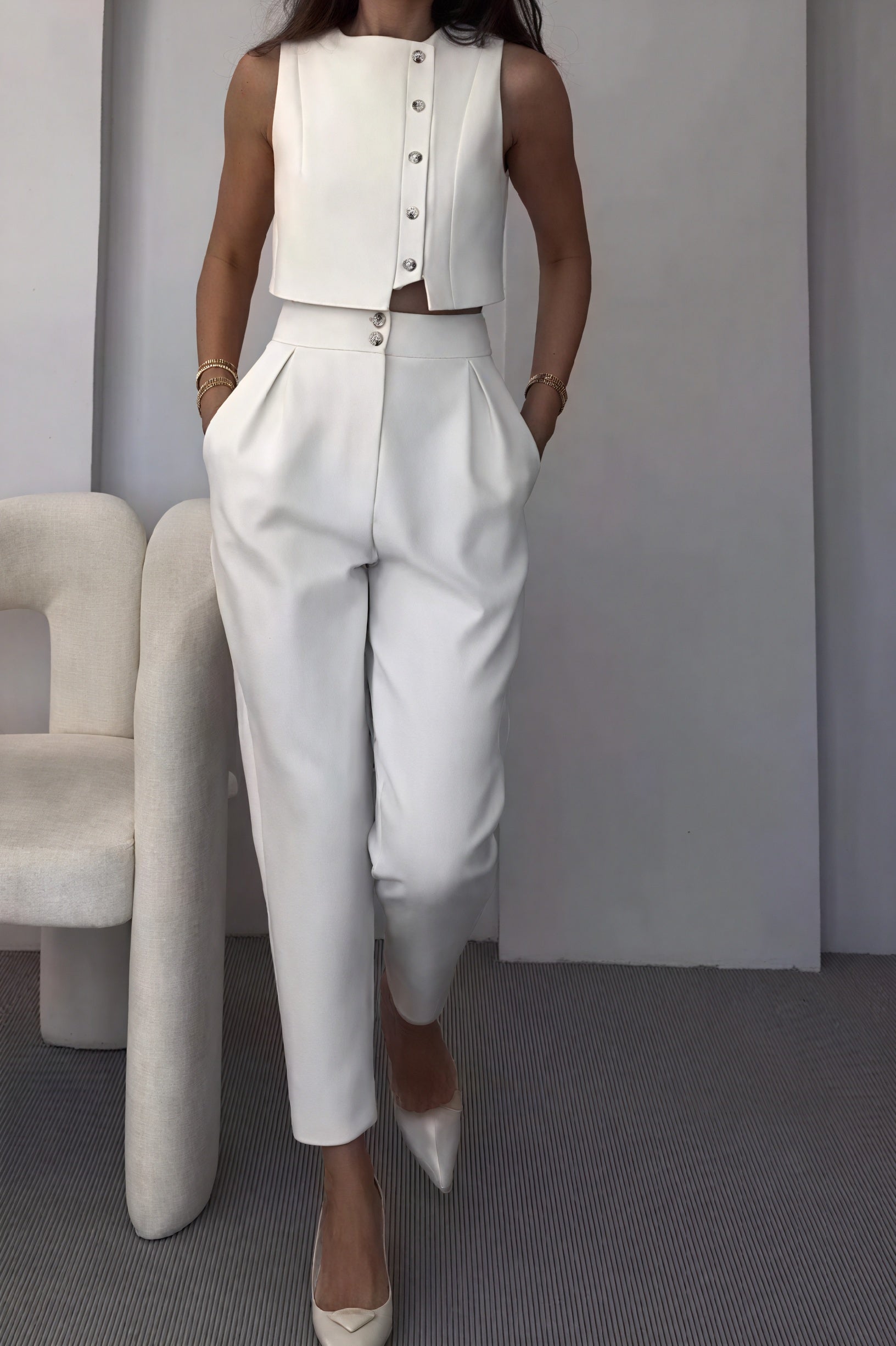 Modern Wide-Leg Suit - Sleeveless Crop Top