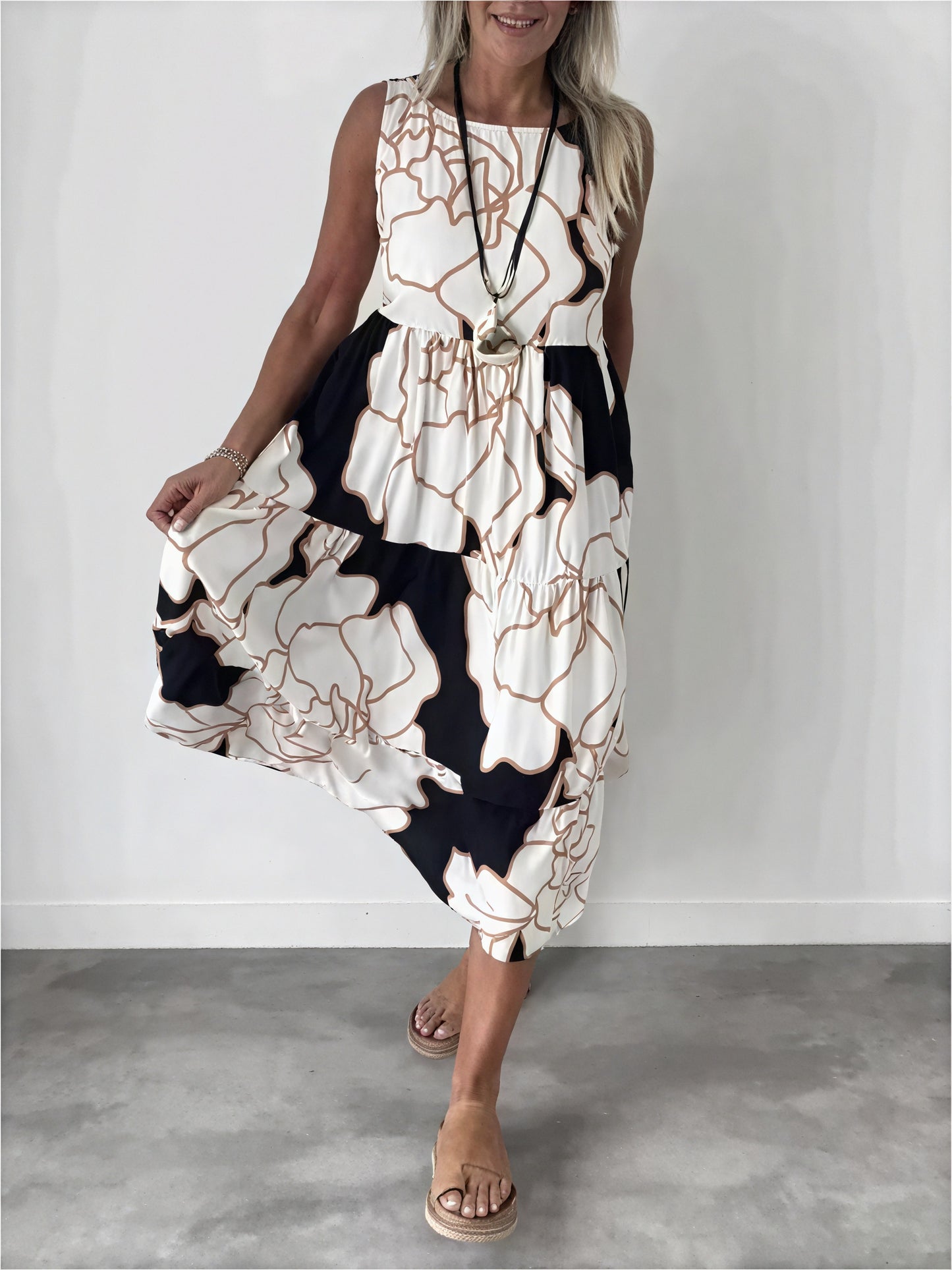 Floral Tiered Midi Dress - Sleeveless
