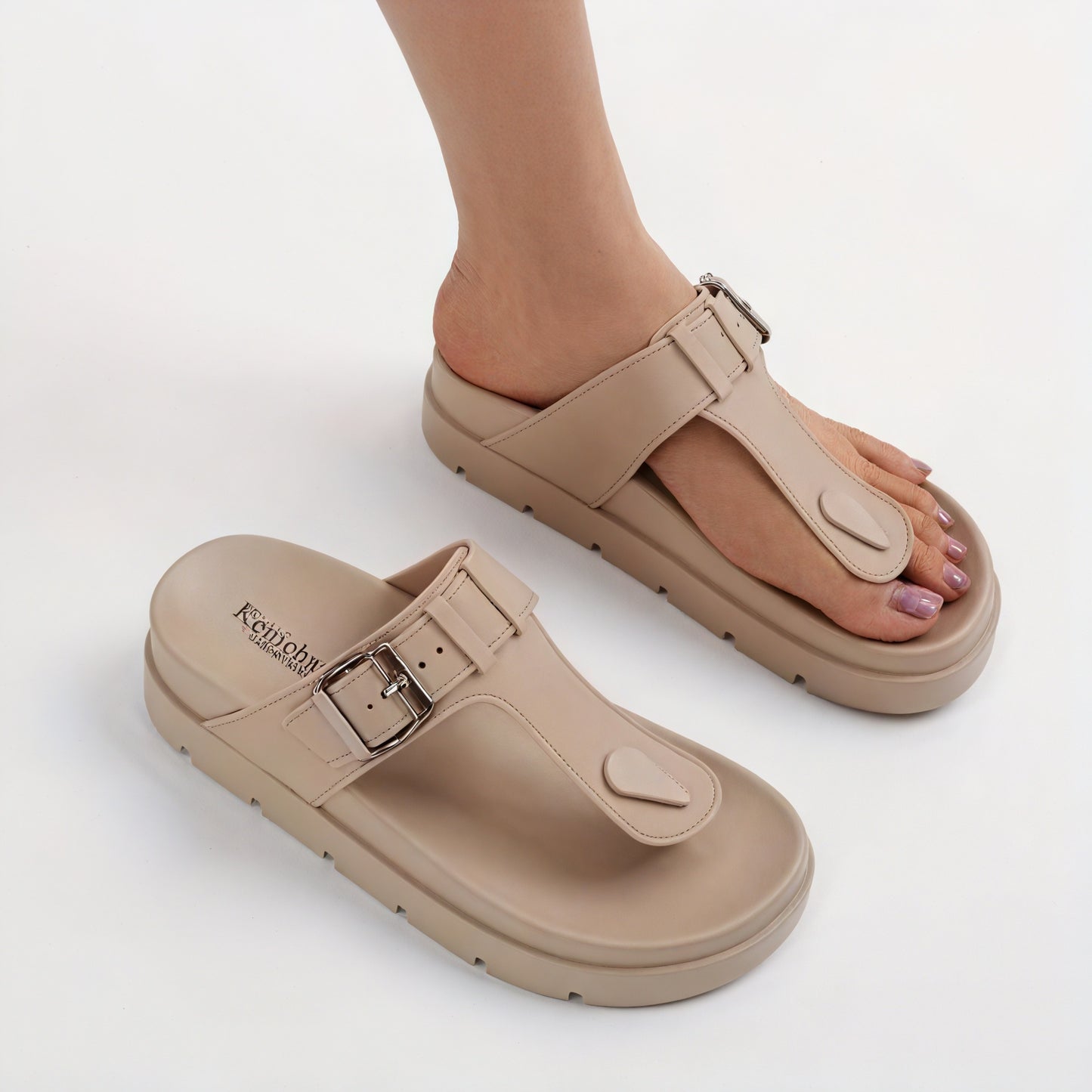 Sculpted Sole Sandals: Modern Comfort, Minimalist Design