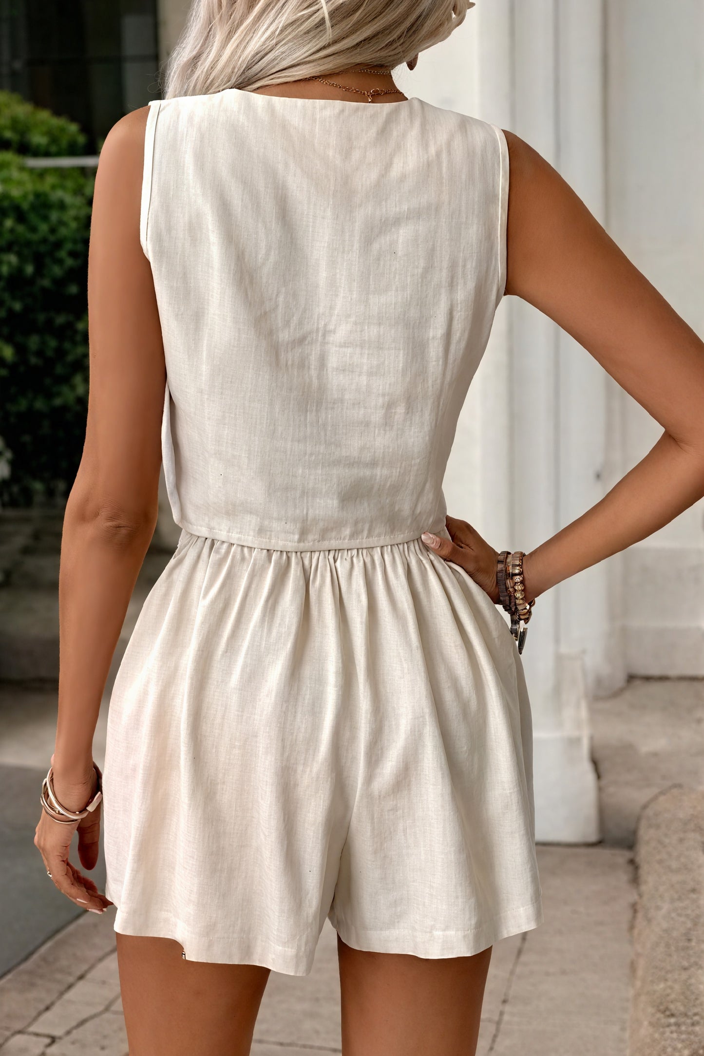 Refined Vest and Shorts Set: Summer Style, Effortless Chic