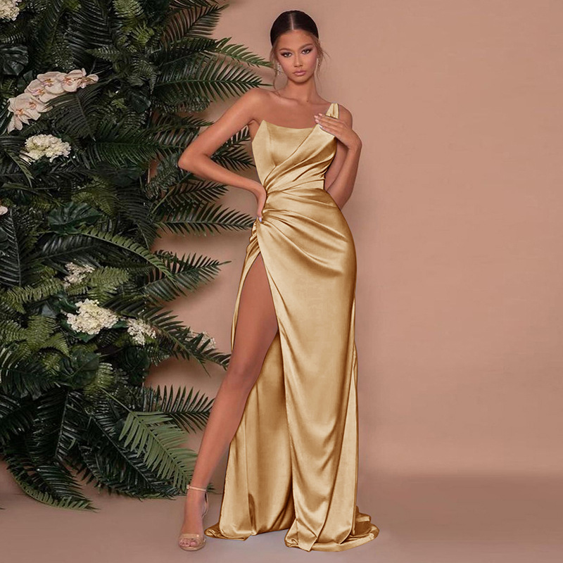 Doris | Elegant One-Shoulder Maxi Dress with Corset & High Slit for Special Occasions - Image 4