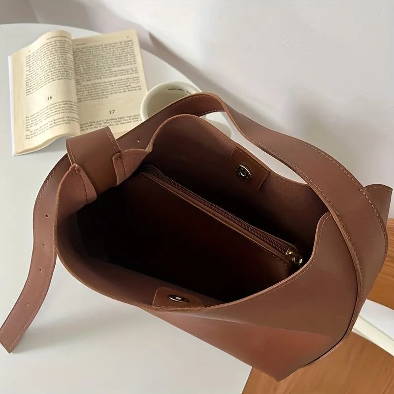 Minimalist Handbag - Slouchy Silhouette & Buckle