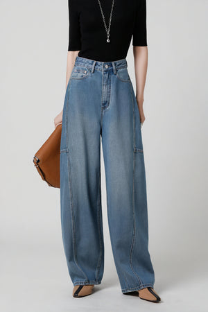 Wide-Leg Jeans with Vertical Seams