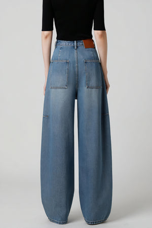 Wide-Leg Jeans with Vertical Seams