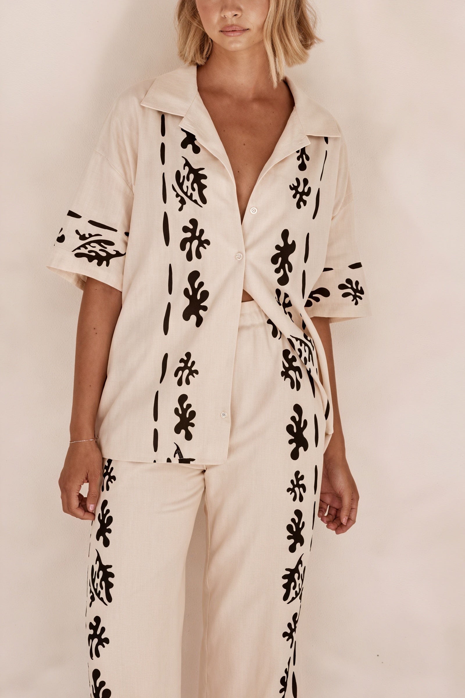 Abstract Linen Lounge Set - Relaxed Fit