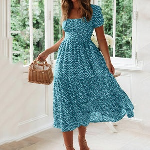 Charming Midi Dress: Flowing Skirt, Vintage-Inspired Design
