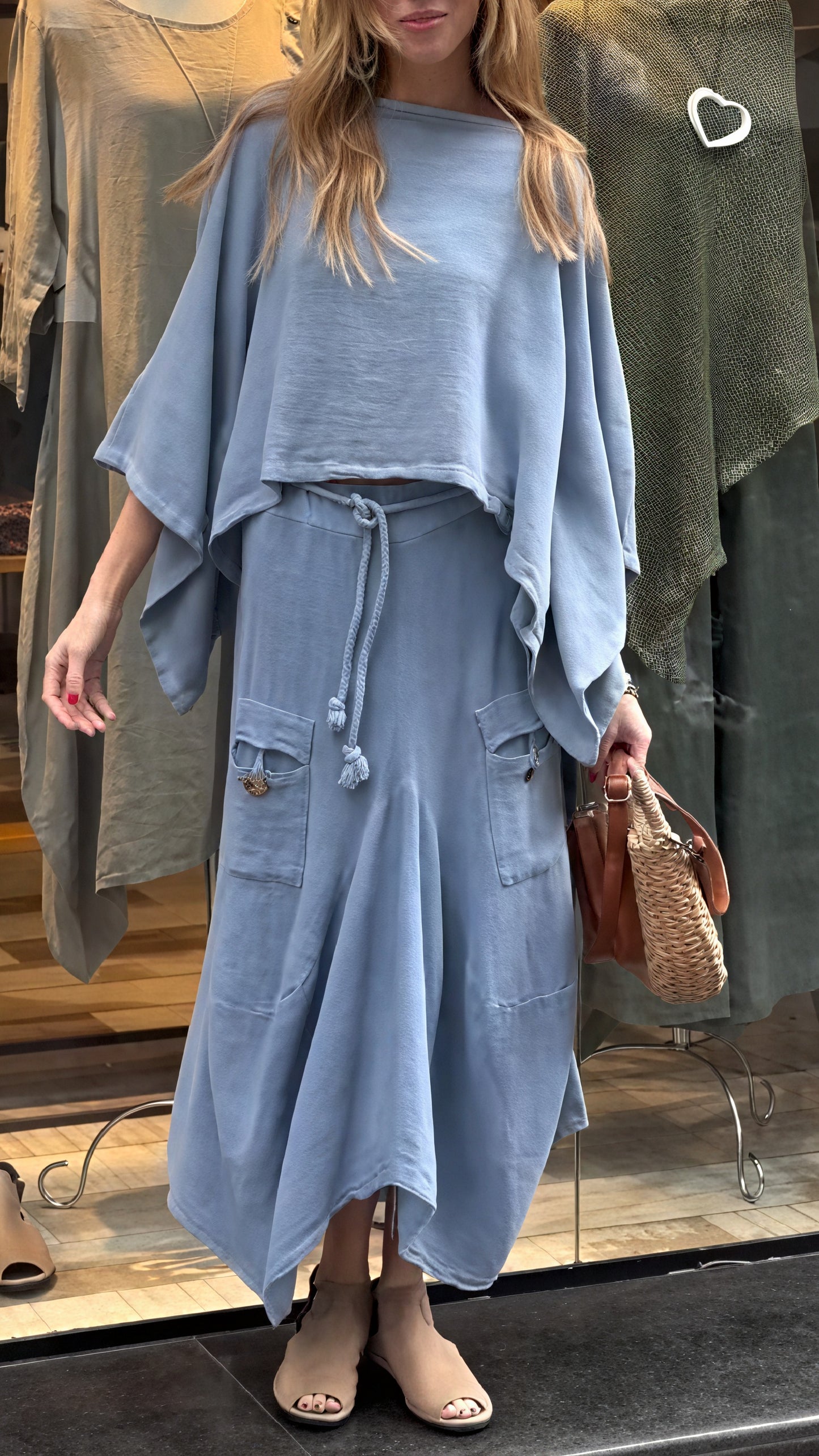 Women's Two-Piece Outfit – Relaxed Fit, Drawstring Waist, Pockets-81991-0595d7d9-bc54-471d-a467-e93e3e4db1f3