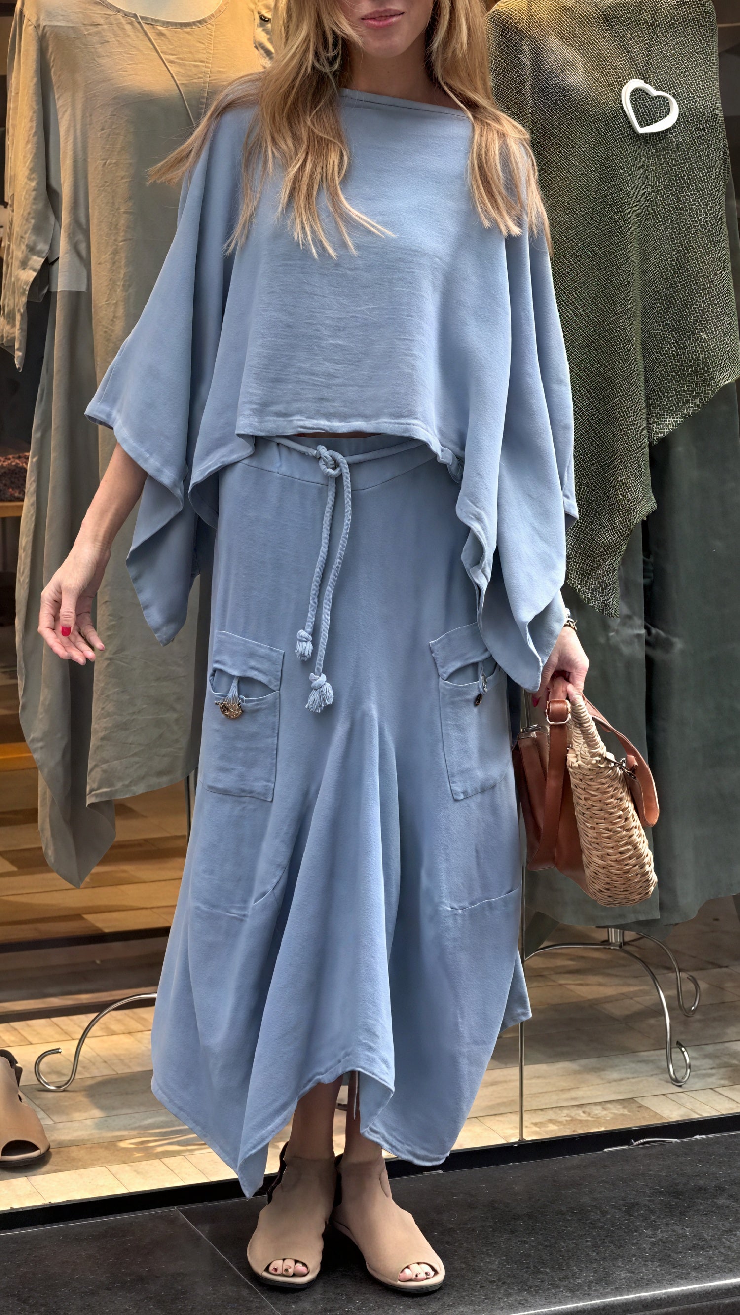 Women's Two-Piece Outfit – Relaxed Fit, Drawstring Waist, Pockets-81991-0595d7d9-bc54-471d-a467-e93e3e4db1f3