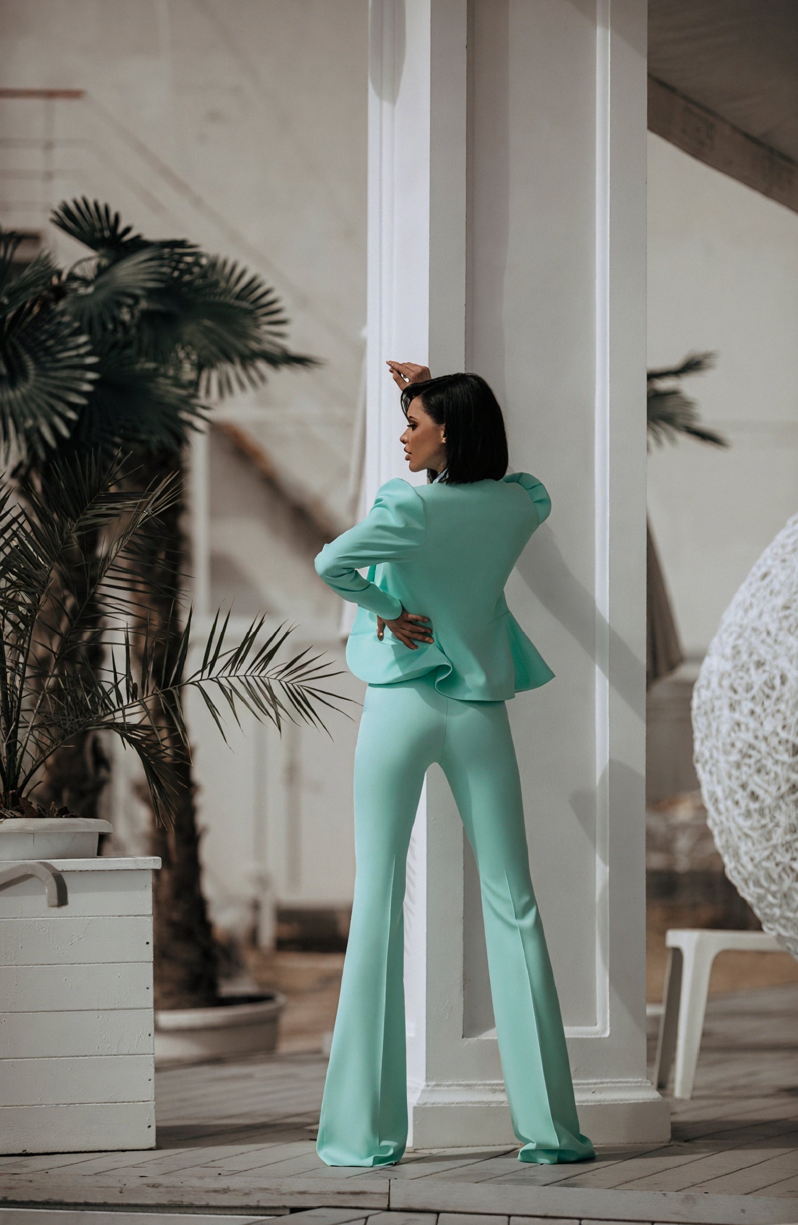 Sophisticated Ensemble: Tailored Blazer & Flared Trousers