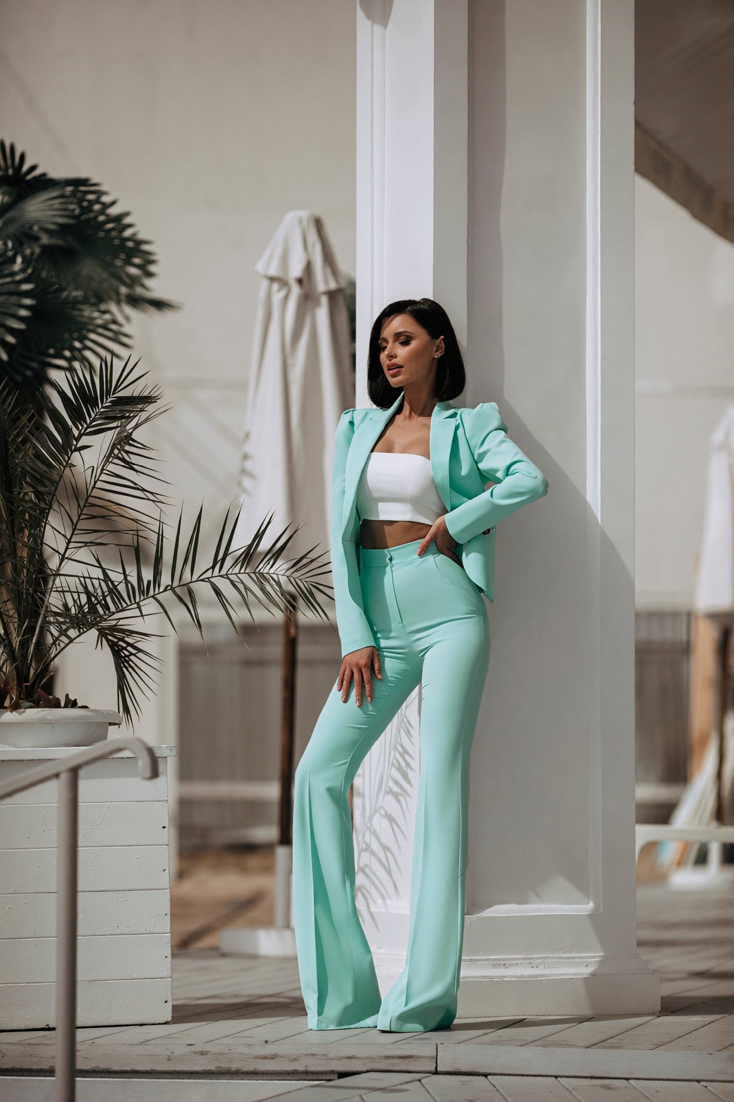 Sophisticated Ensemble: Tailored Blazer & Flared Trousers