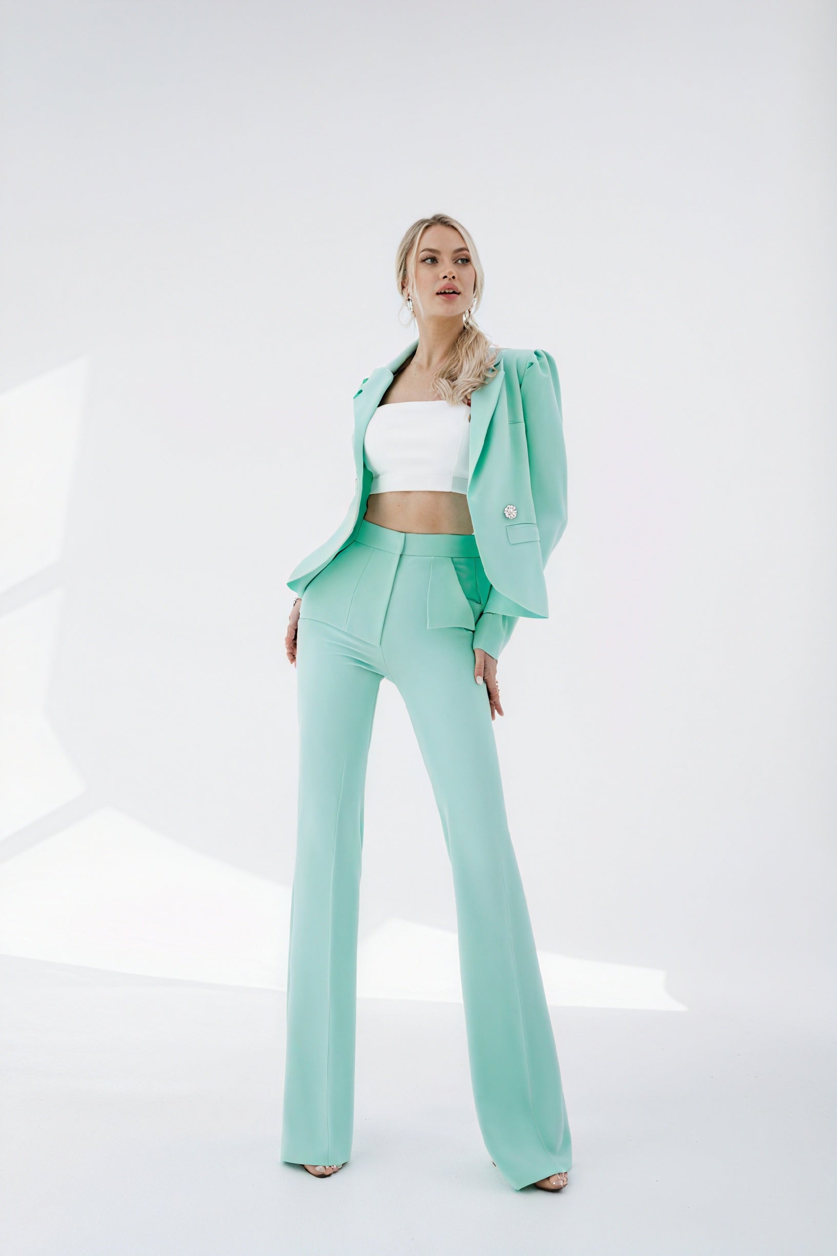 Sophisticated Ensemble: Tailored Blazer & Flared Trousers