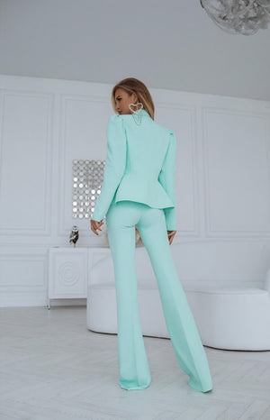 Sophisticated Ensemble: Tailored Blazer & Flared Trousers