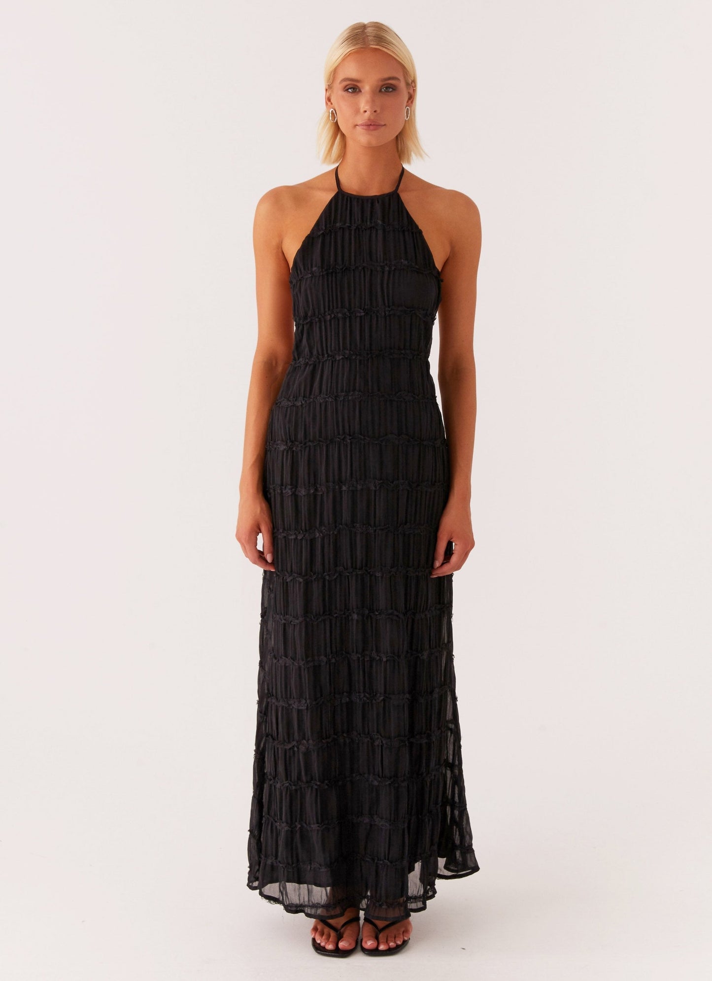 Women's Textured Halter Neck Maxi Dress, Basicfold-83499-8dd34d77-feea-47a2-9a3c-90e1ed920d30