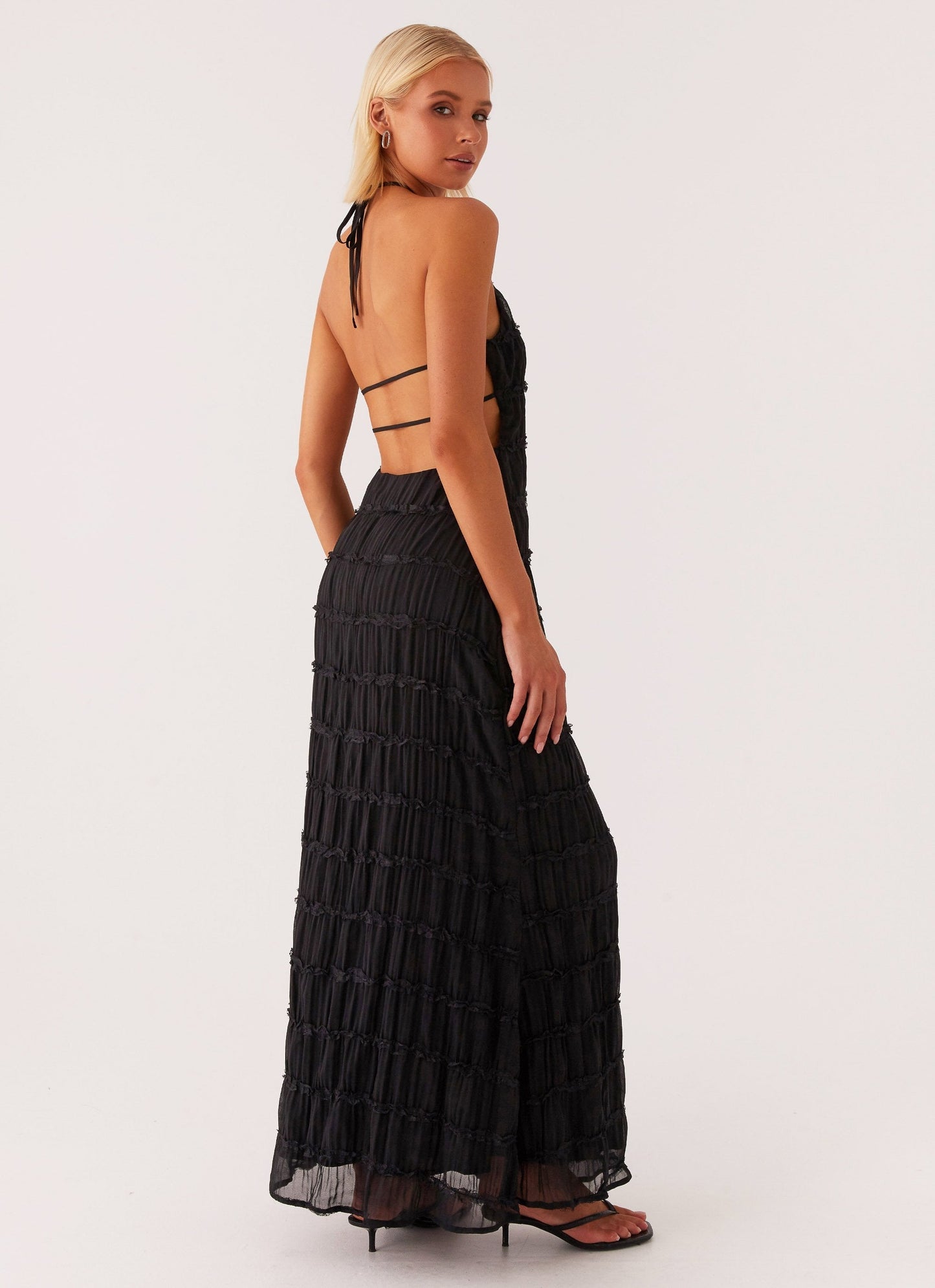 Women's Textured Halter Neck Maxi Dress, Basicfold-83499-ce197c2b-dbe8-4022-9453-4f366000c0c4