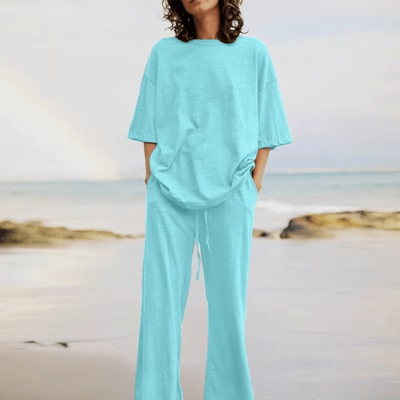 Activewear Set: Wide-Leg, High-Waisted, Relaxed