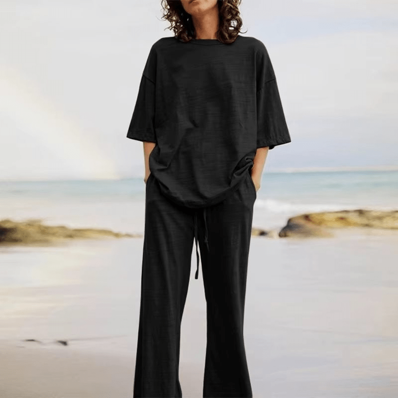 Activewear Set: Wide-Leg, High-Waisted, Relaxed